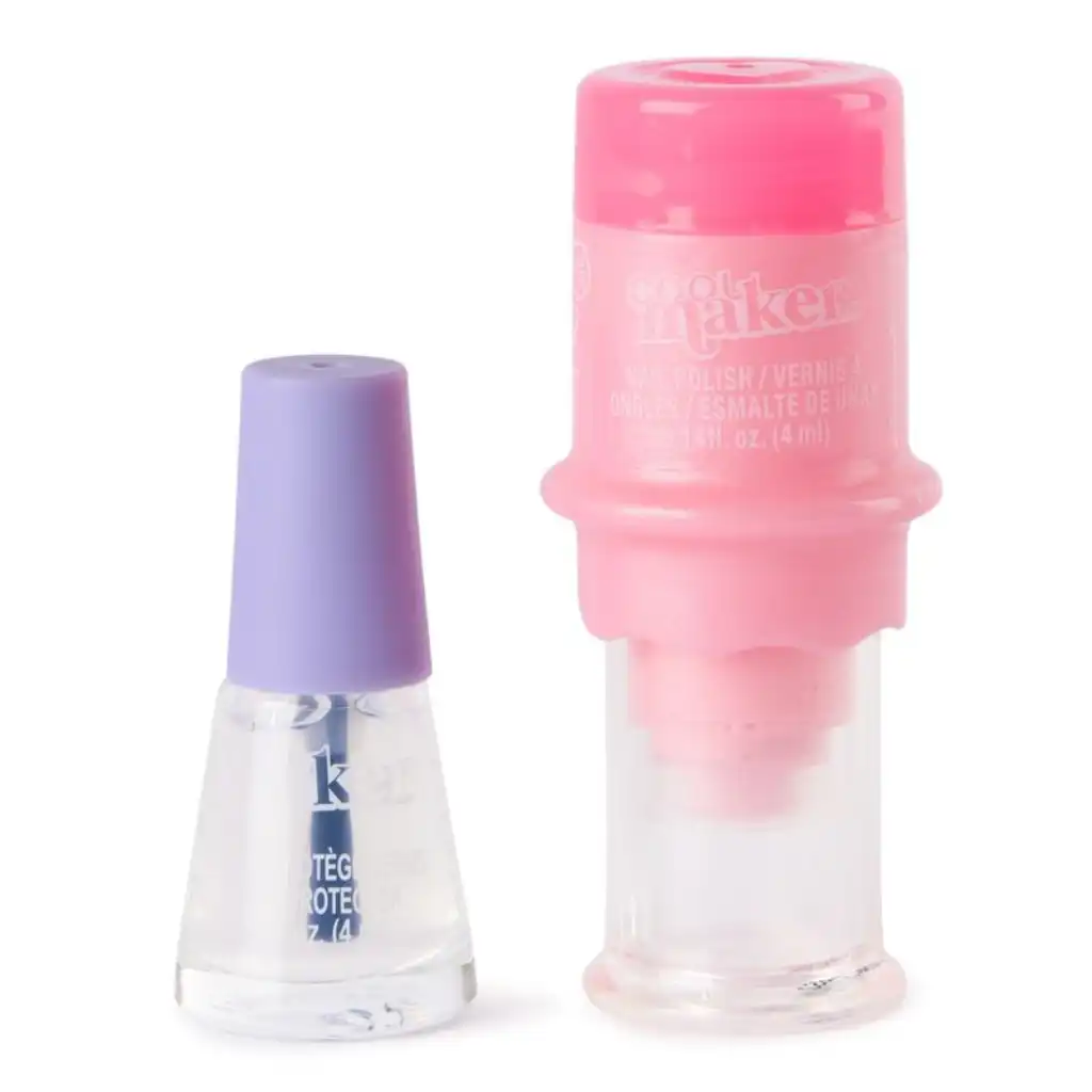 Stamp your nails easily and quickly with the applicator.