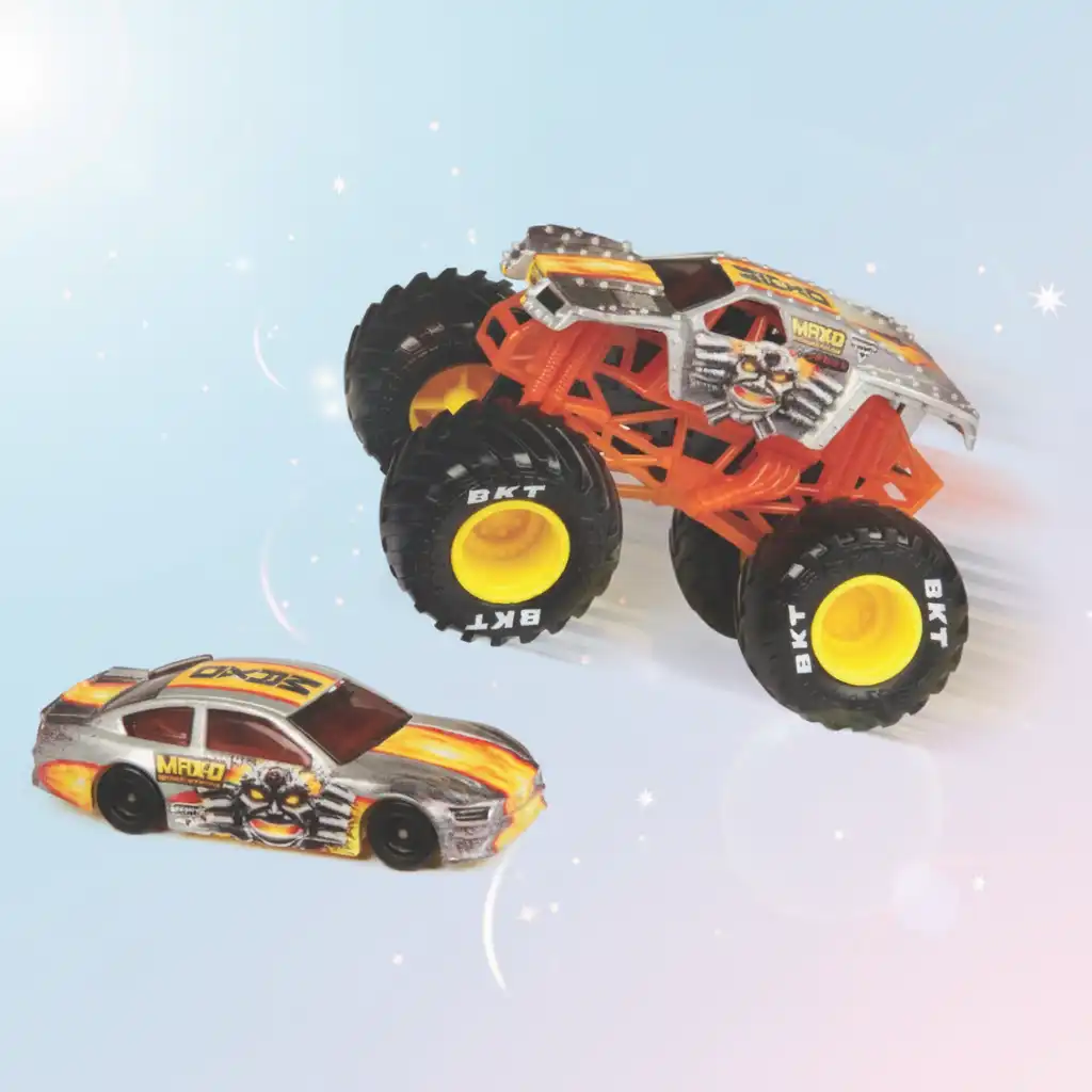 Skapa din egen Monster Jam-arena full av hopp.