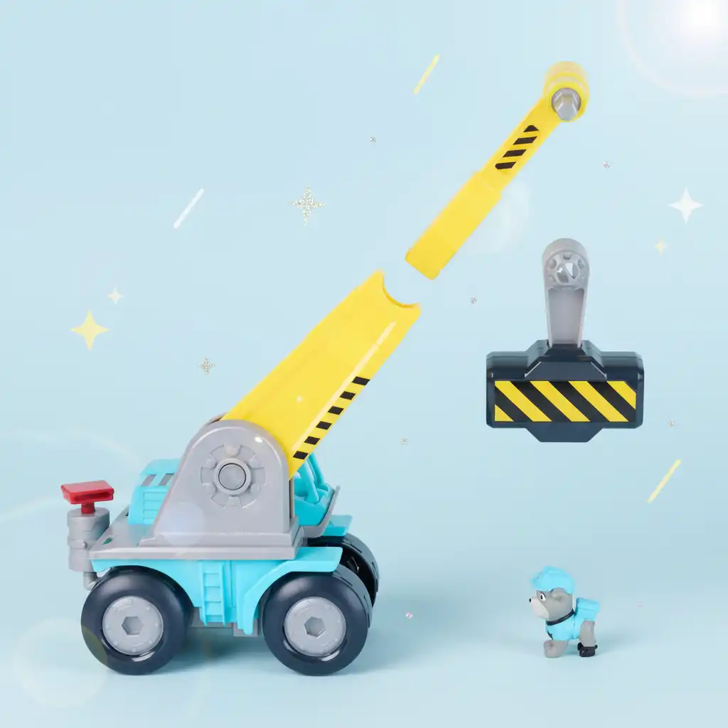 Stimulate the senses with interactive sounds and mechanical functions.