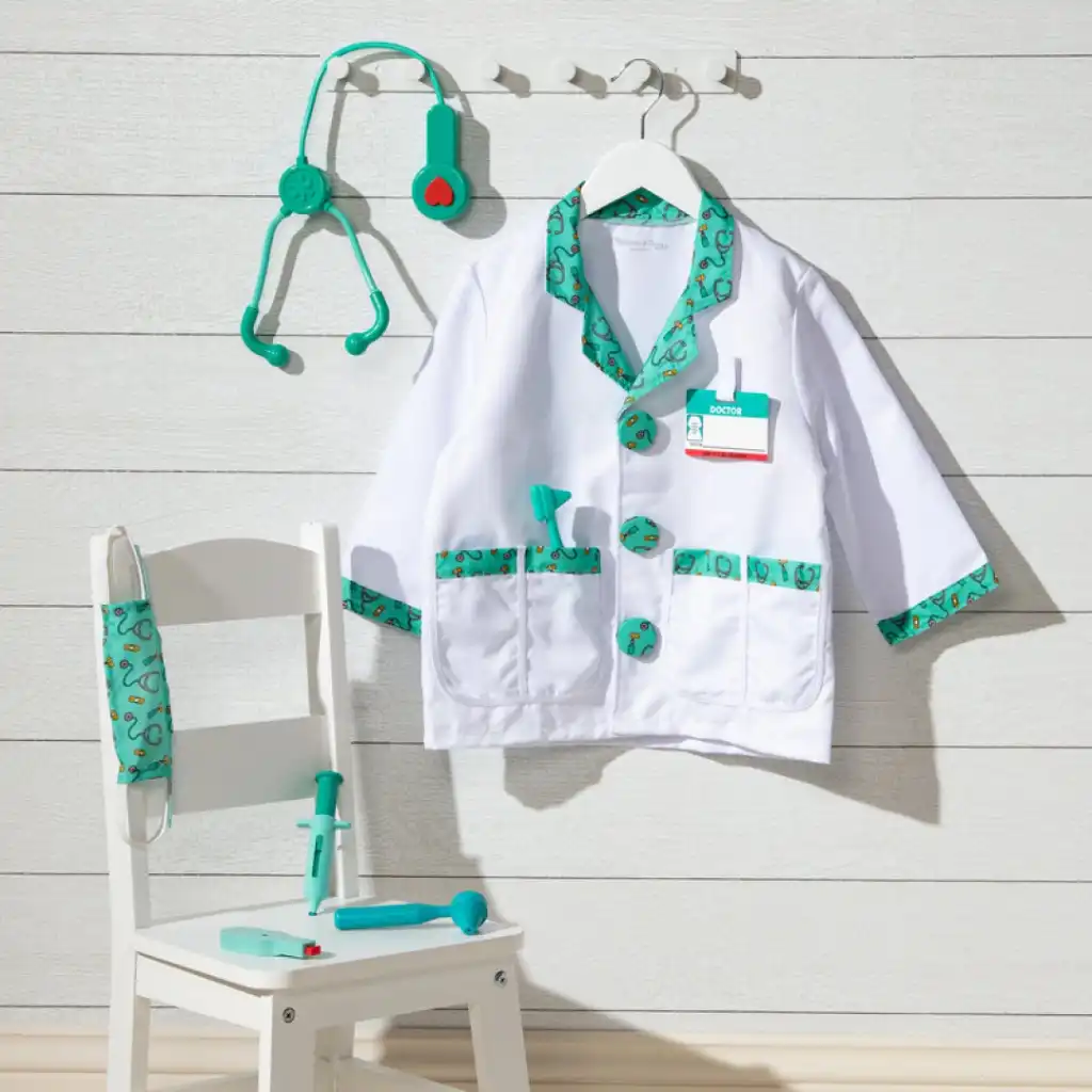 Högkvalitativt utförande och autentiska detaljer för den perfekta doktorkleken.