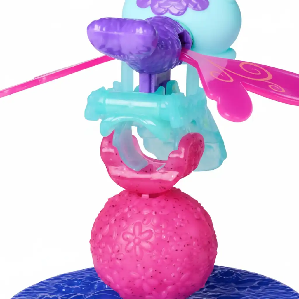 Develop children's imagination with interactive ring features.